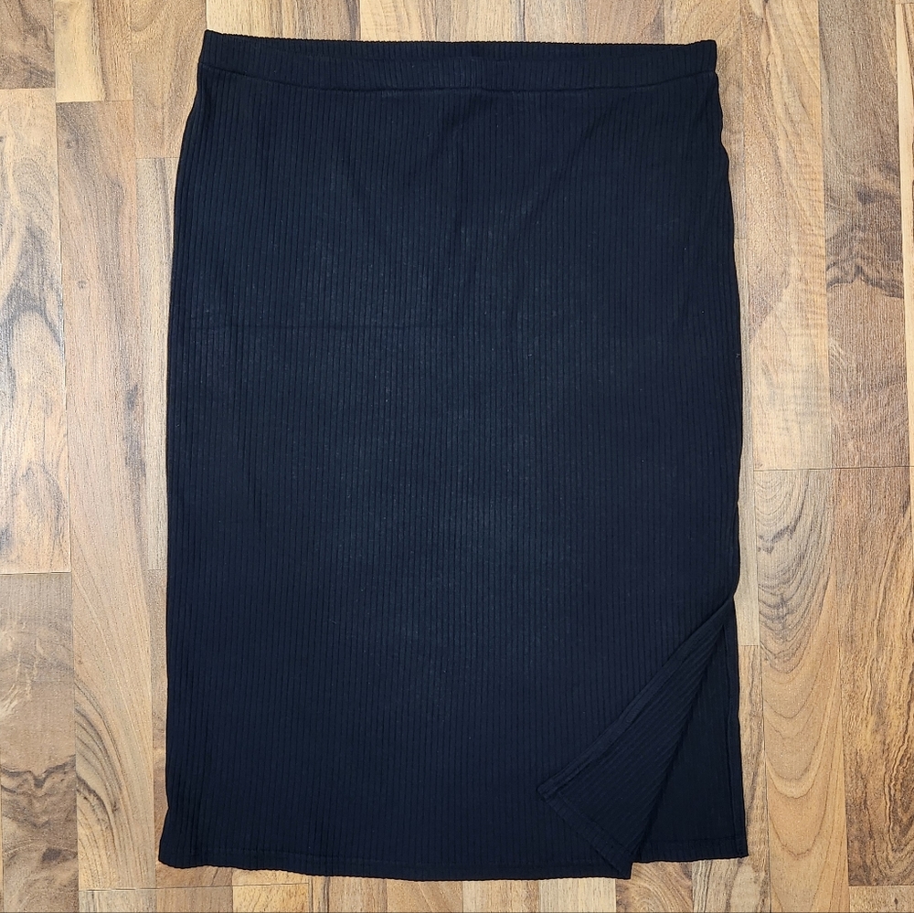 Time and Tru Black Ribbed Skirt size XL (16-18)